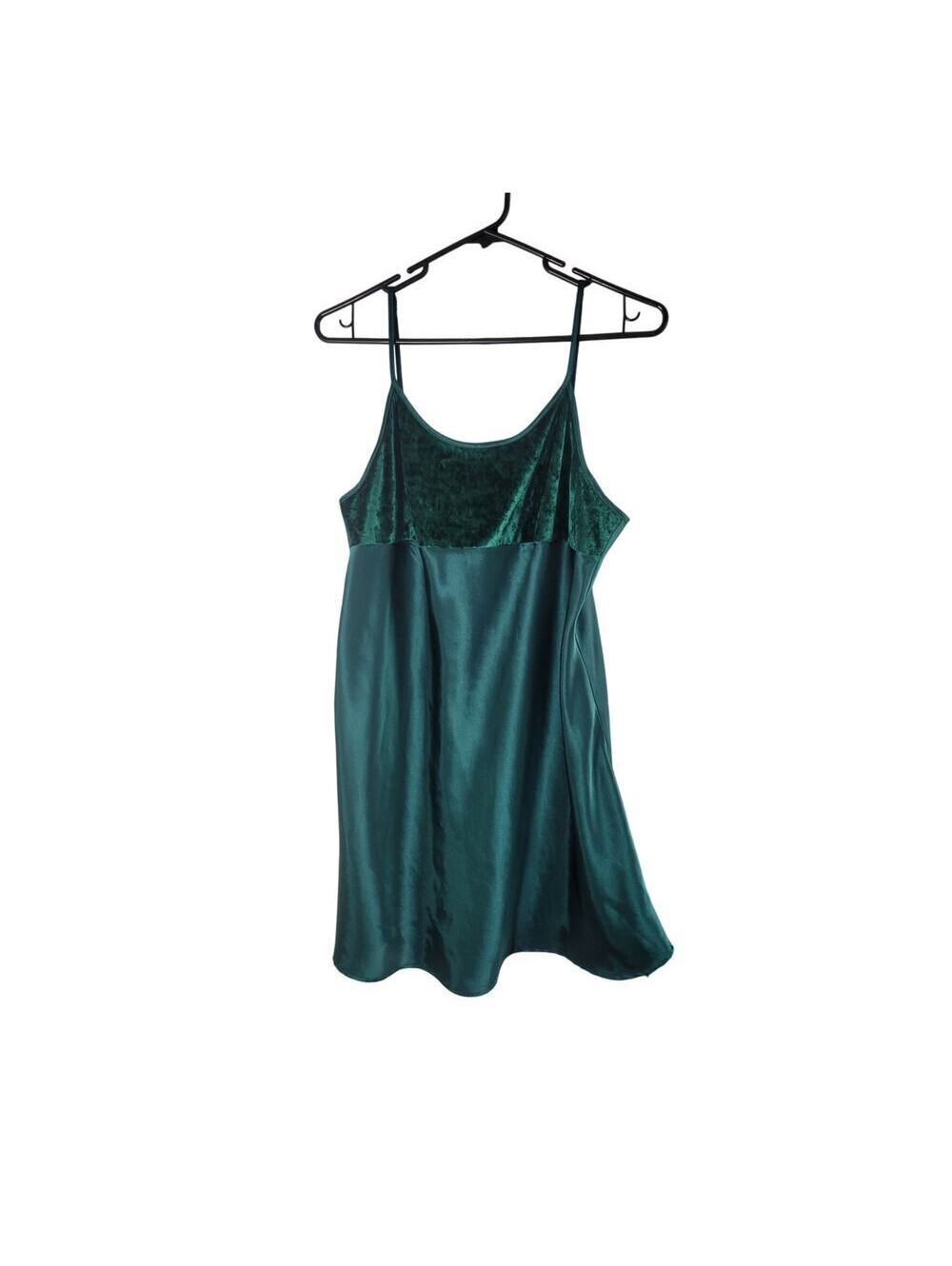 VTG Delicate Treasures Emerald Green Silky Velour Slip Dress Women's Size L
